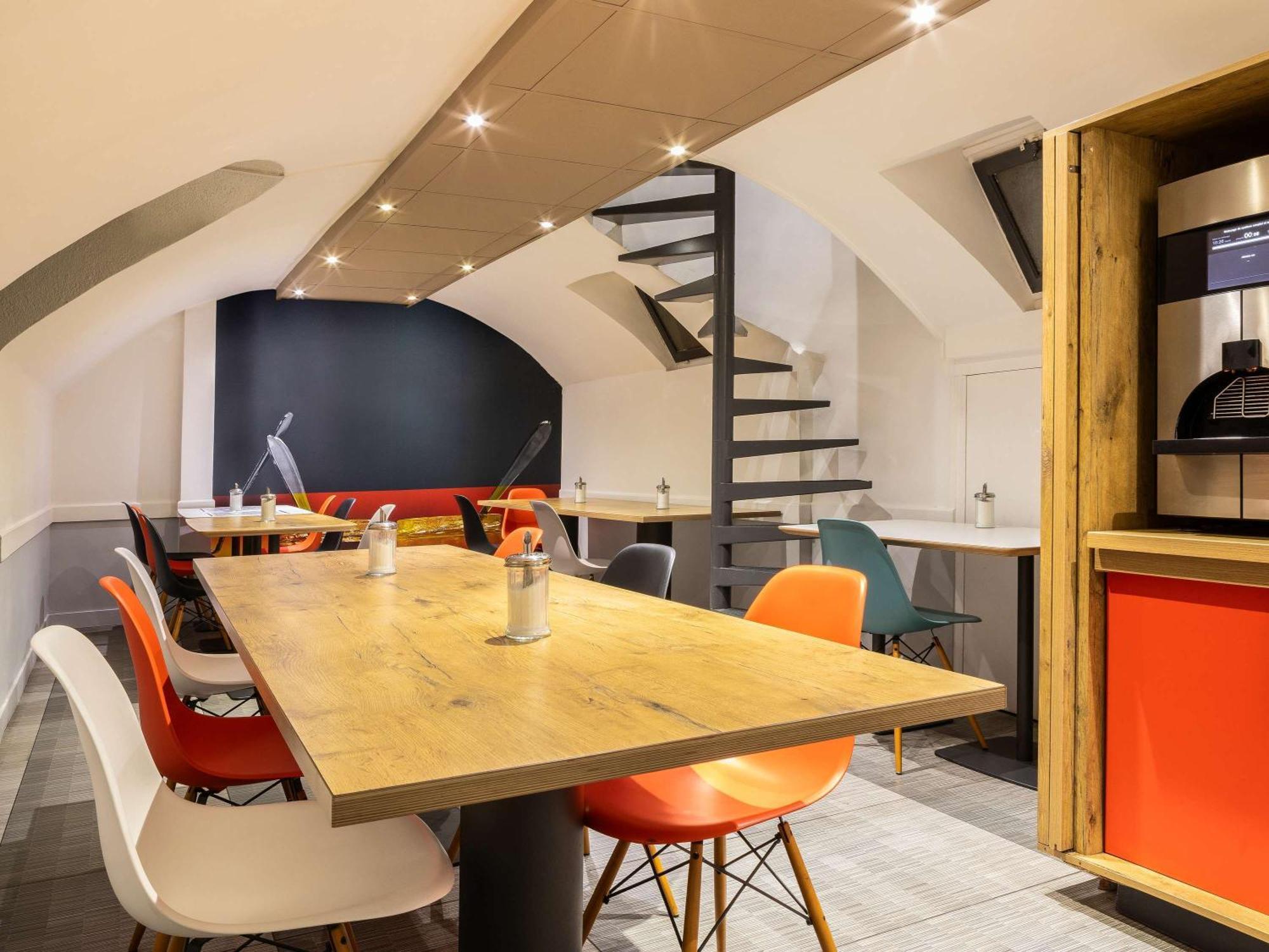 Ibis Maine Montparnasse Hotell Paris Exteriör bild