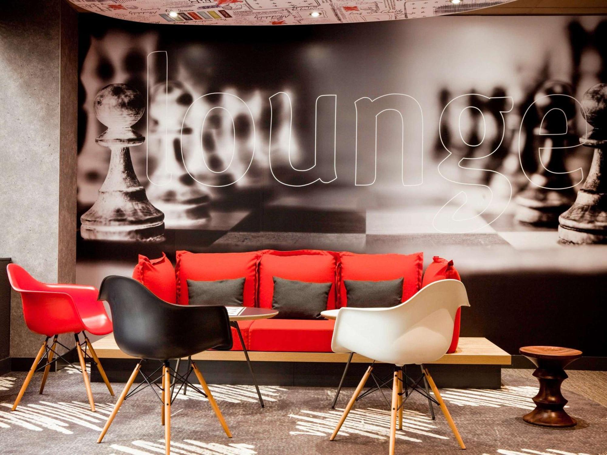 Ibis Maine Montparnasse Hotell Paris Exteriör bild